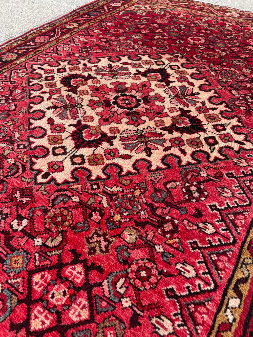 Vintage Malayer Rug 3.6x5.5 Circa 1970s Handwoven Wool Tribal Oriental Accent Carpet