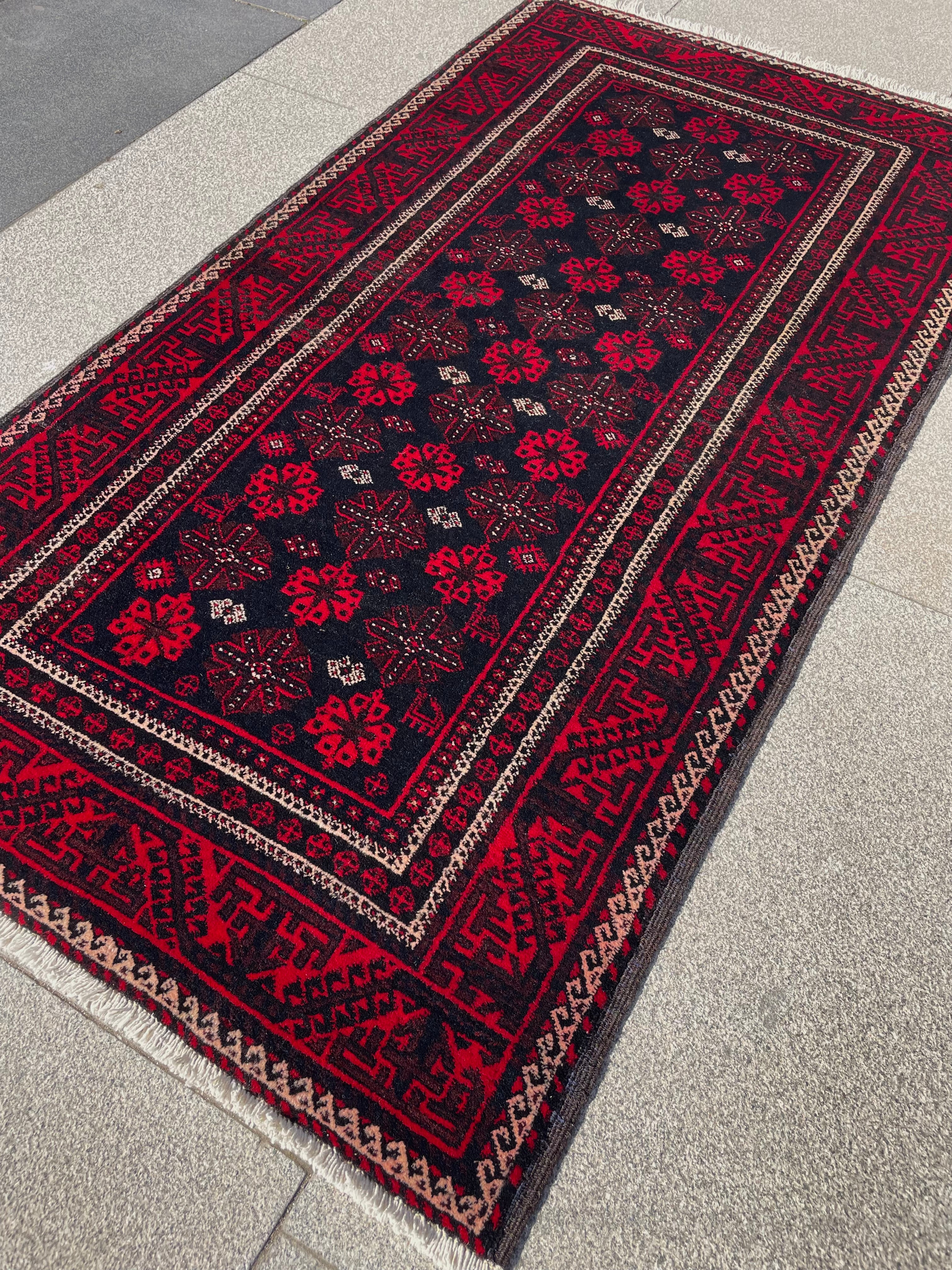 Vintage Baluch Rug 3.25 x 5.64