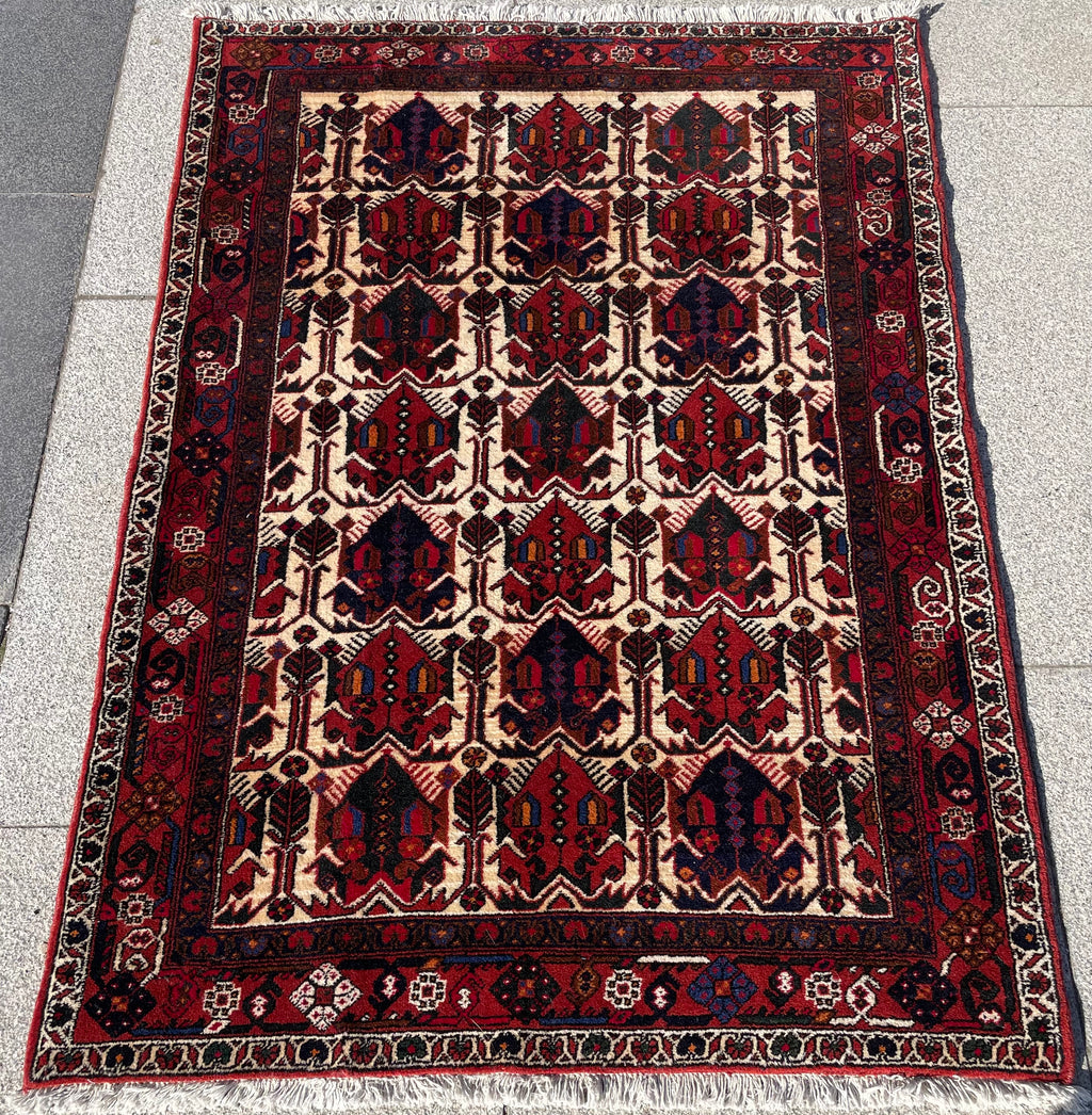 Vıntage Turkish Rug 2.98 x 4.39