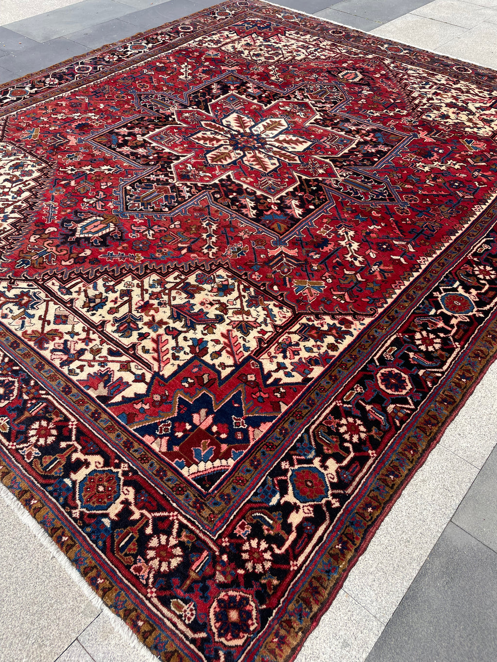 Vintage Heriz AreaRug 9.8x11.31 Handwoven Wool High Pile Cozy Tribal Oriental Carpet