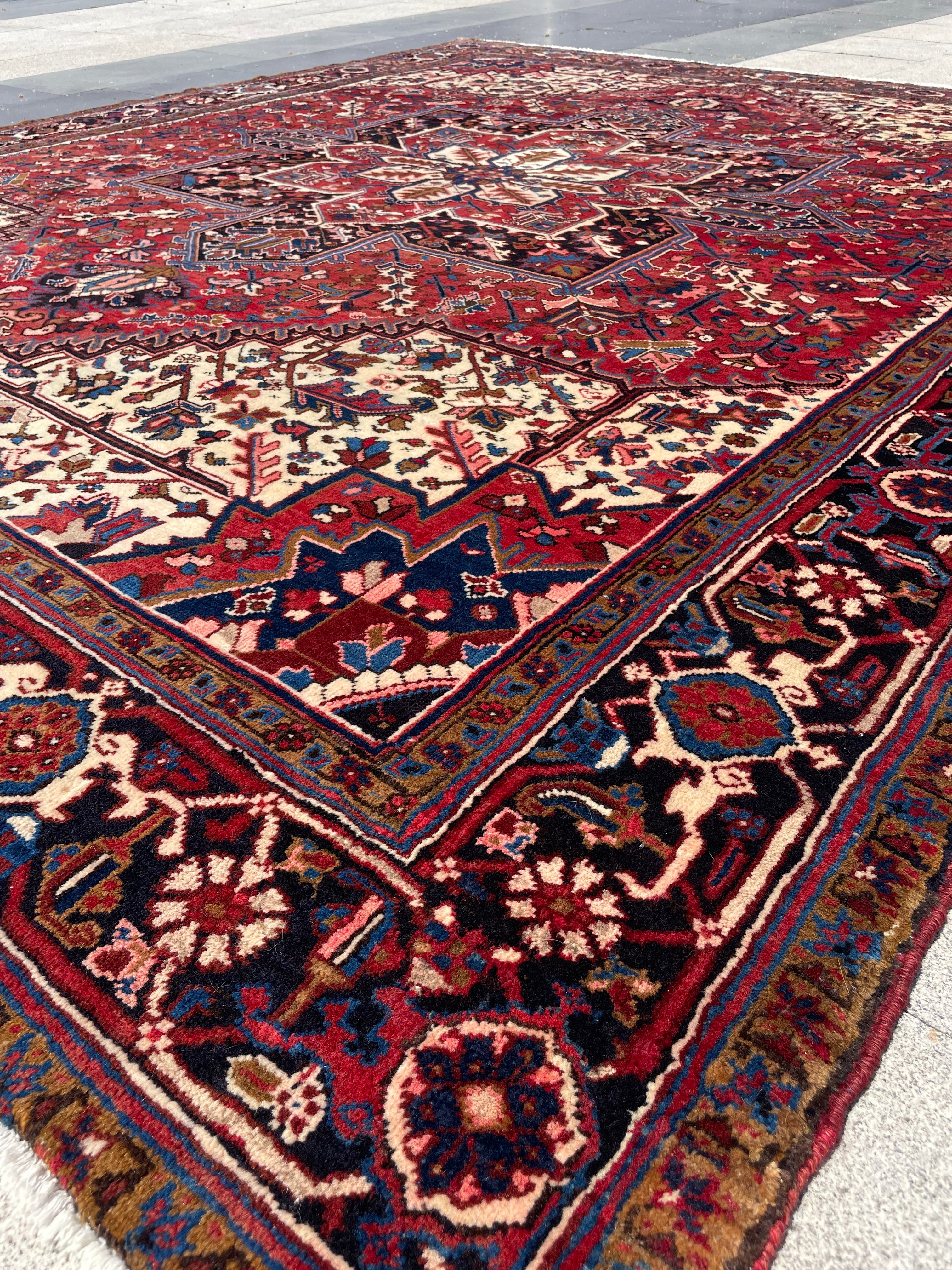 Vintage Heriz AreaRug 9.8x11.31 Handwoven Wool High Pile Cozy Tribal Oriental Carpet