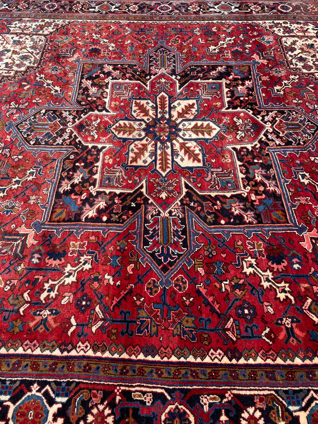 Vintage Heriz AreaRug 9.8x11.31 Handwoven Wool High Pile Cozy Tribal Oriental Carpet
