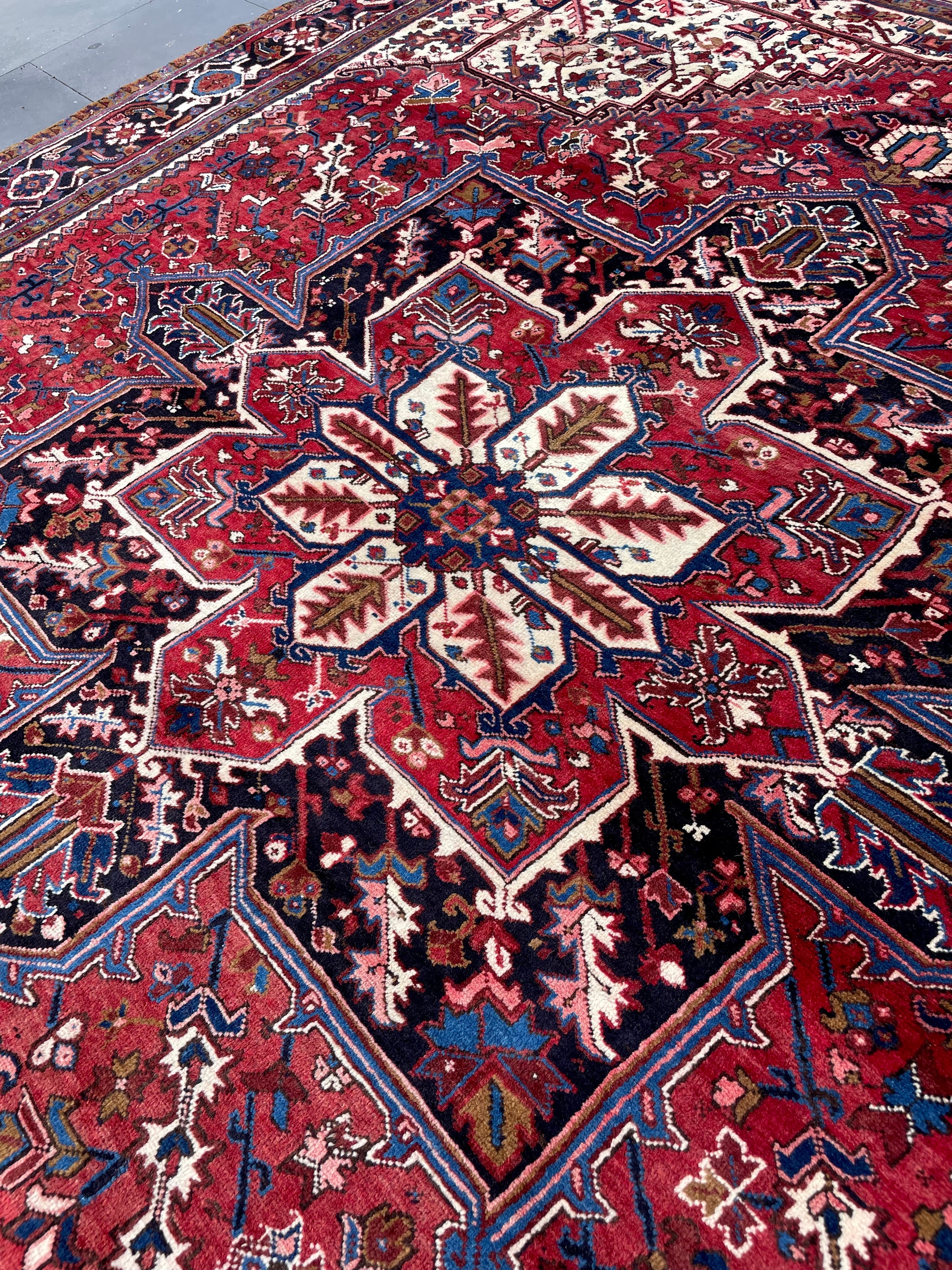 Vintage Heriz AreaRug 9.8x11.31 Handwoven Wool High Pile Cozy Tribal Oriental Carpet