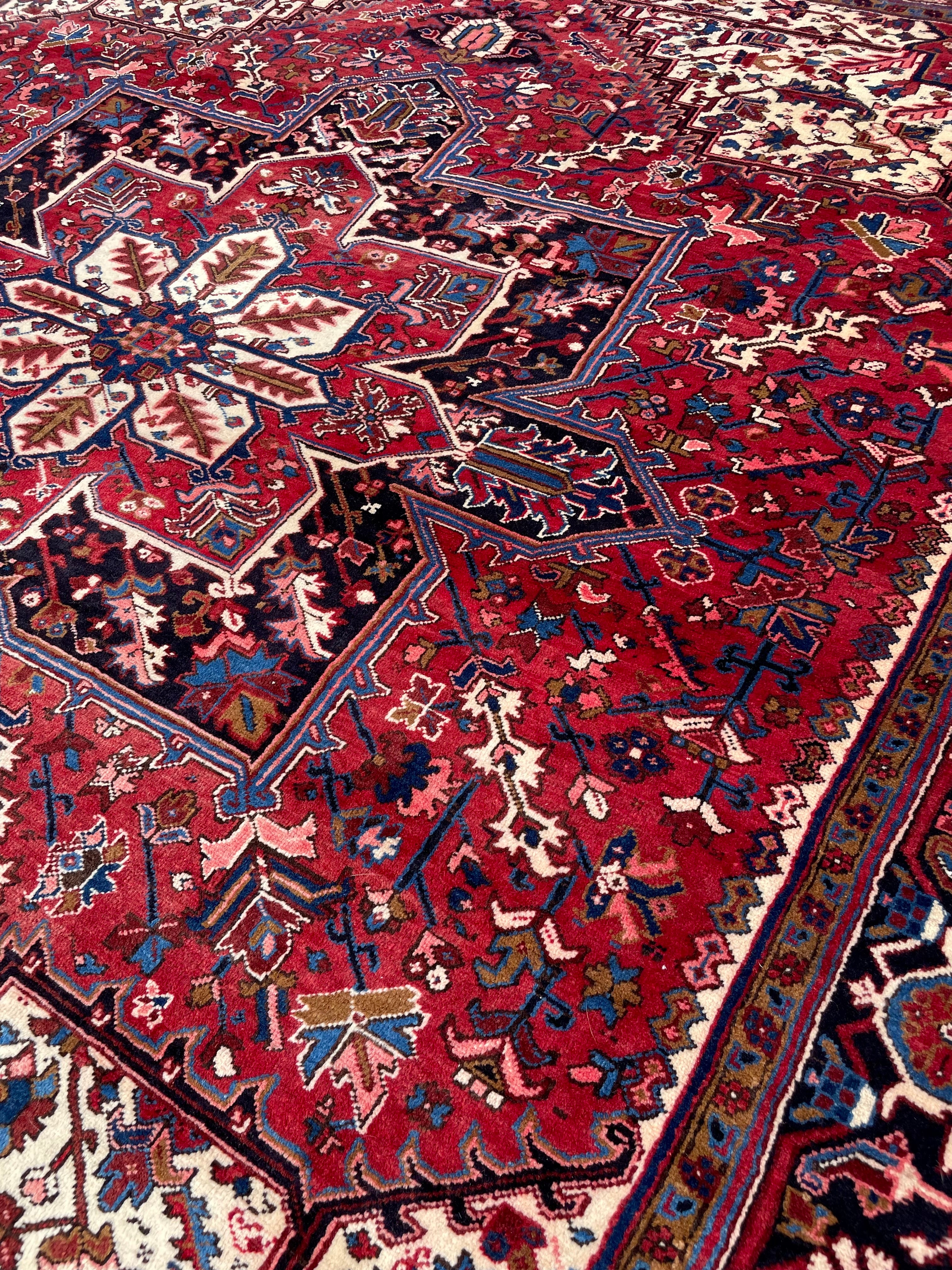 Vintage Heriz AreaRug 9.8x11.31 Handwoven Wool High Pile Cozy Tribal Oriental Carpet