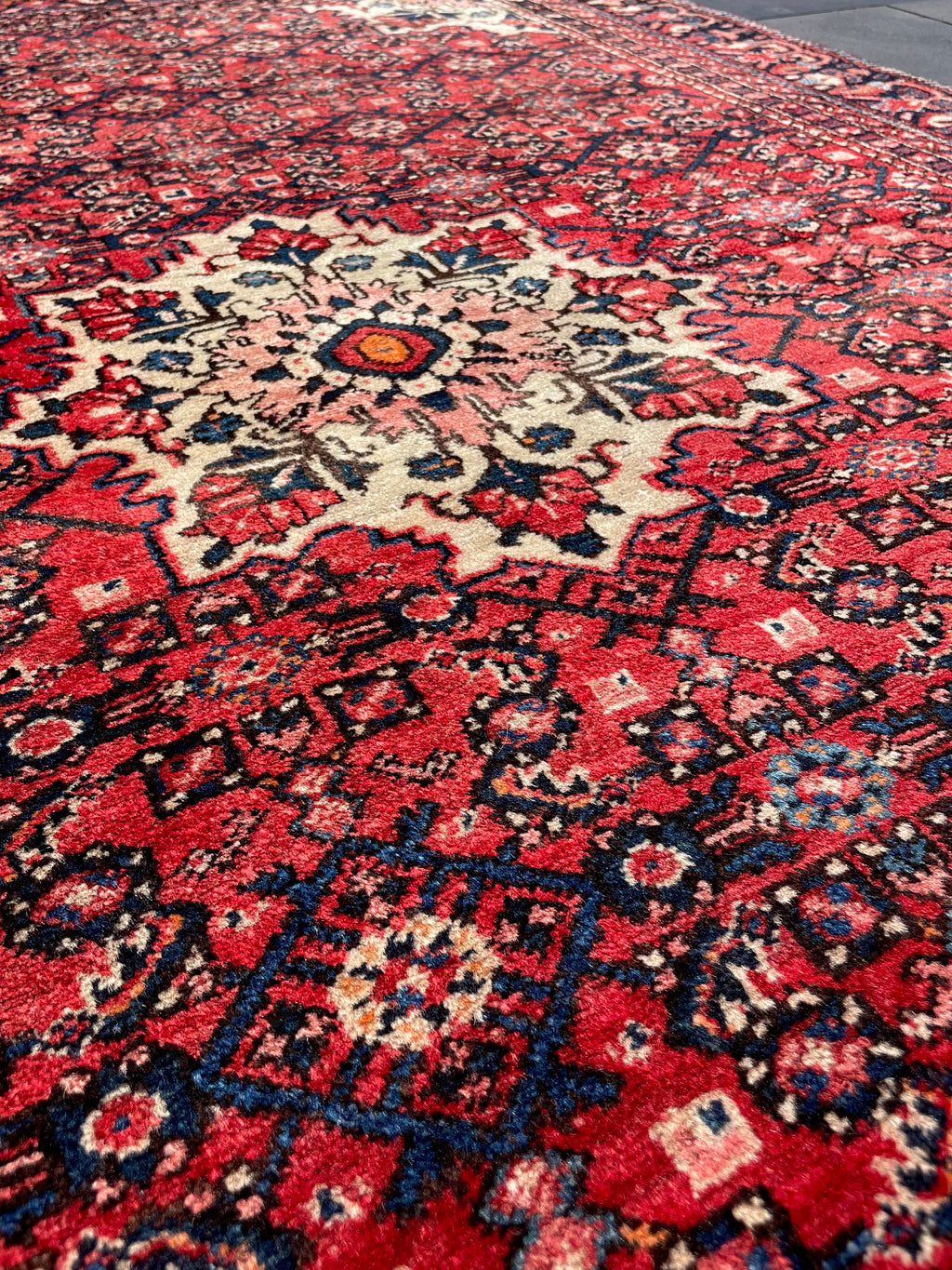 Vintage Area Rug 4.7x6.8 Handwoven Wool Low Pile Tribal