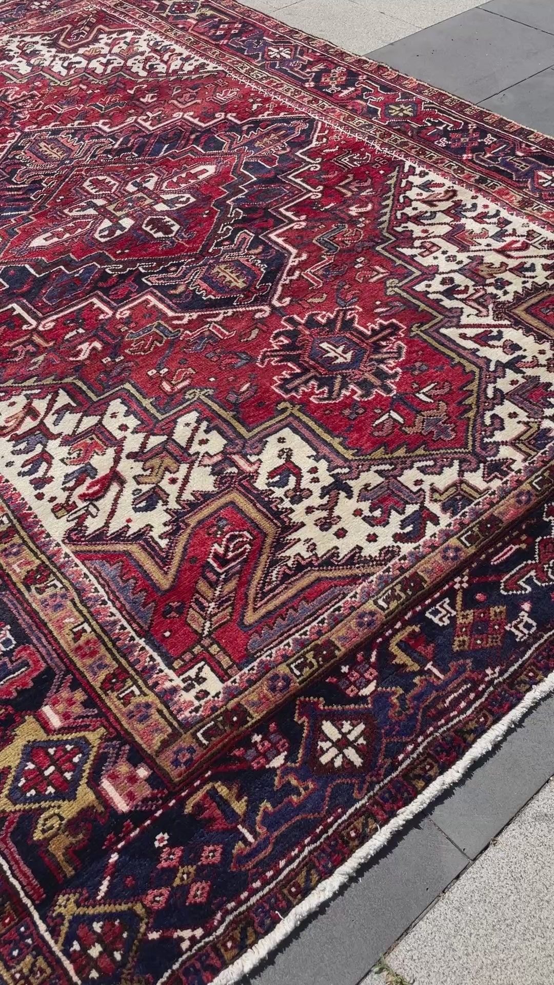 Vintage Turkish Heriz Rug 7.6x10.4 Handwoven Wool Low Pile Geometric Tribal Oriental Carpet Home Decor
