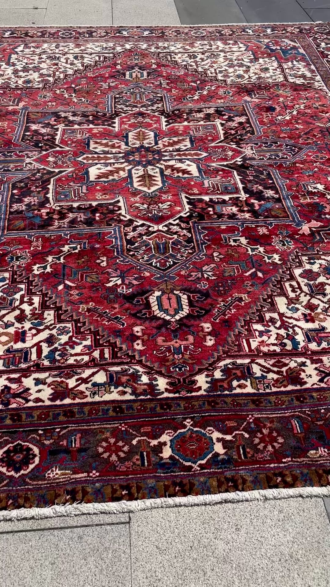 Vintage Heriz AreaRug 9.8x11.31 Handwoven Wool High Pile Cozy Tribal Oriental Carpet
